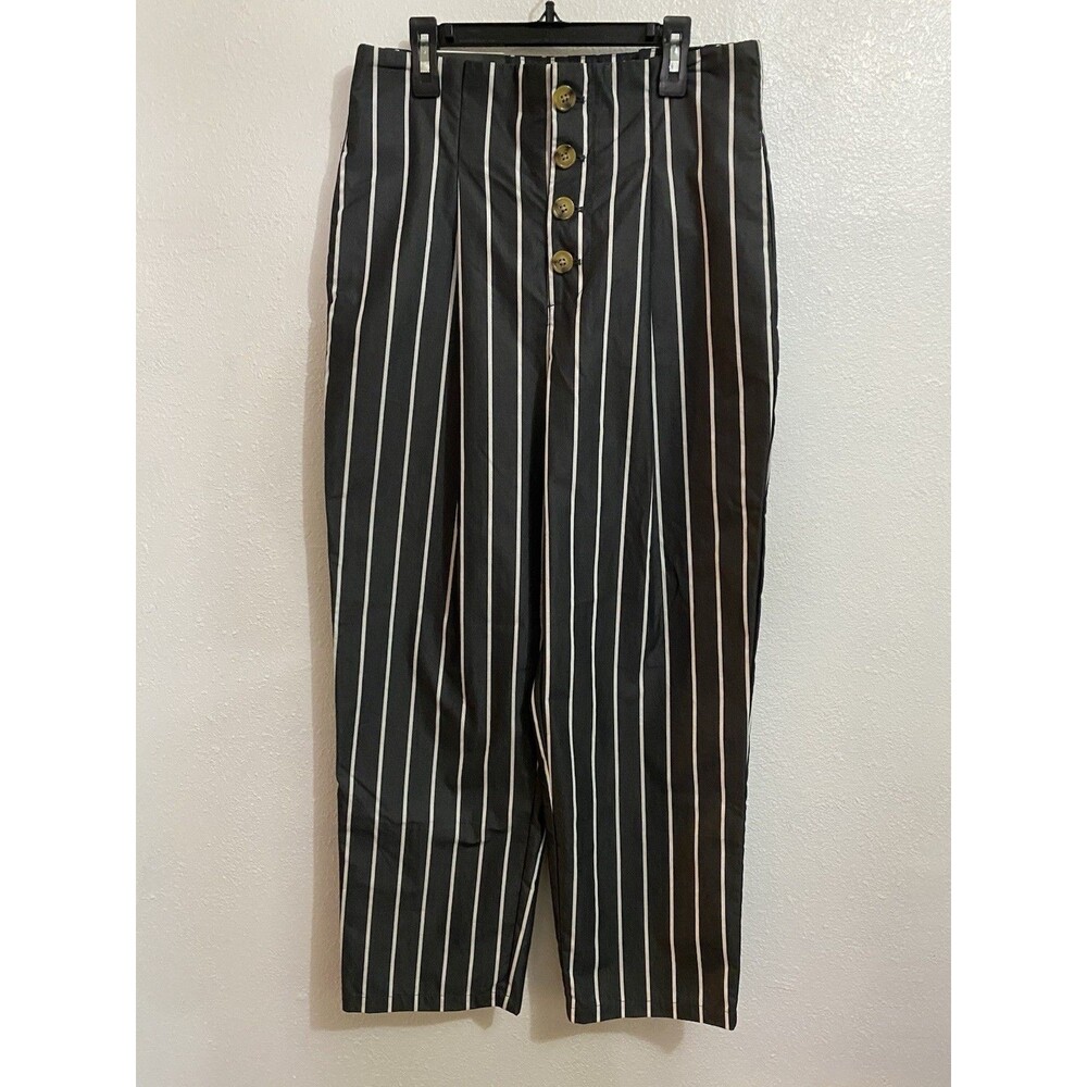 Who What Wear Crop Gray White Stripe High Rise Button Paperbag Pants Size 6